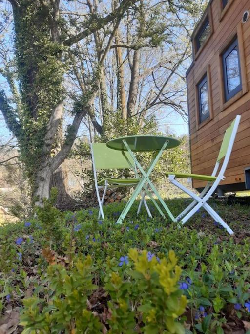 Micro Maison Bois / Tiny House Au Calme Crest Exterior photo